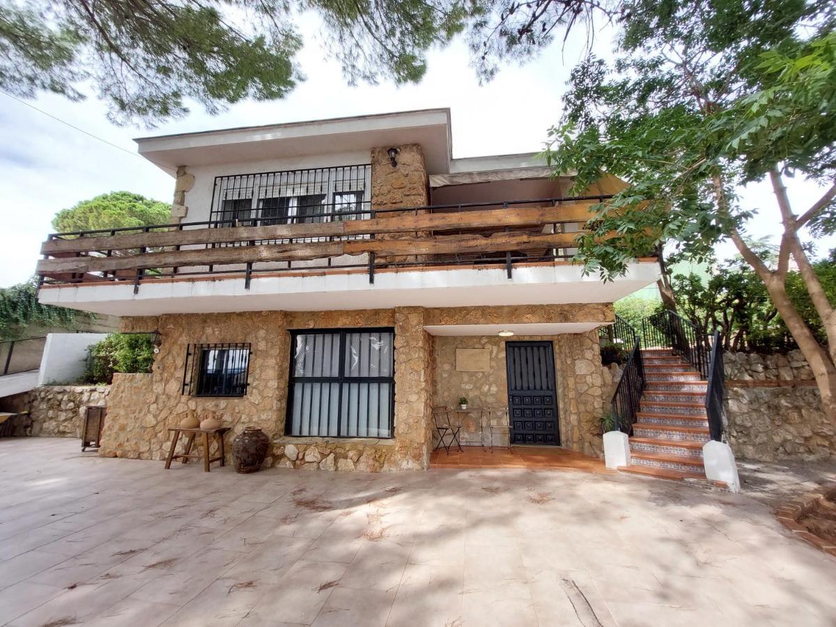 Chalet Rustico Con Piscina Y Barbacoa, Valencia Torrent  Exterior photo