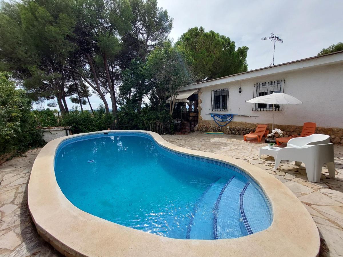 Chalet Rustico Con Piscina Y Barbacoa, Valencia Torrent  Exterior photo